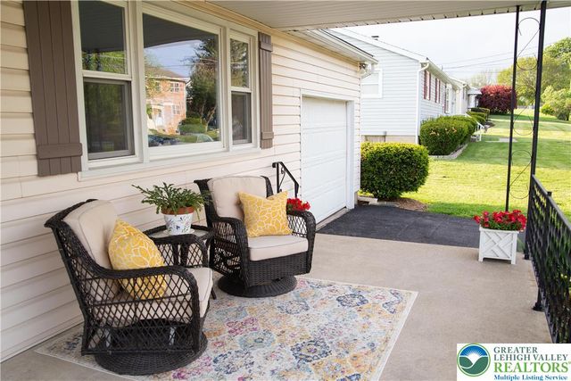 79 Gum, Upper Nazareth Twp, PA 18064