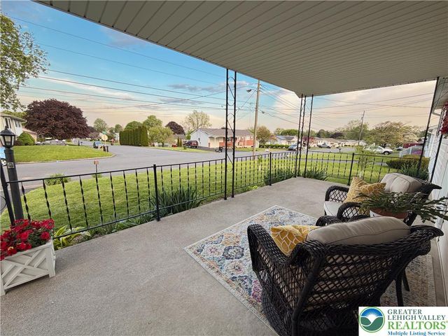 79 Gum, Upper Nazareth Twp, PA 18064