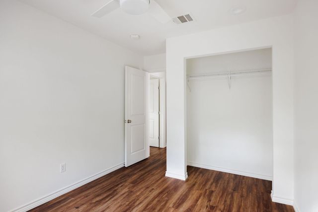 1003 Glen Oaks CT, Austin, TX 78702