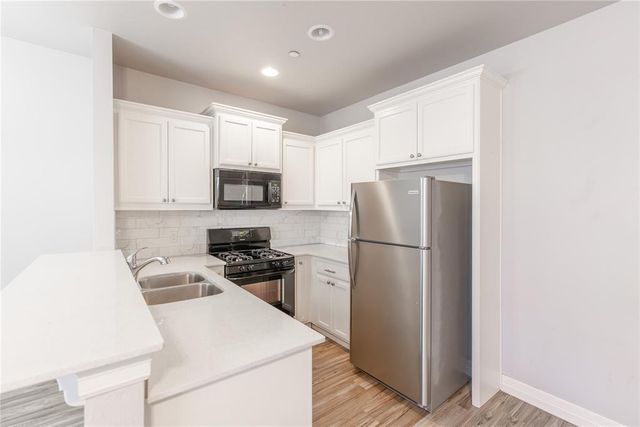 779 SW 14th Street, Moore, OK 73160