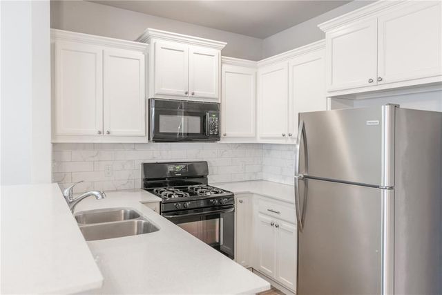 779 SW 14th Street, Moore, OK 73160