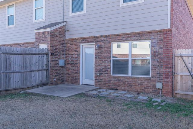 779 SW 14th Street, Moore, OK 73160