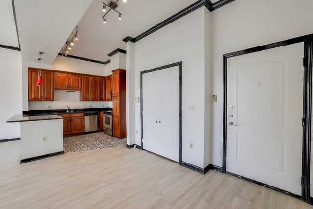 3225 Turtle Creek Boulevard 1533, Dallas, TX 75219