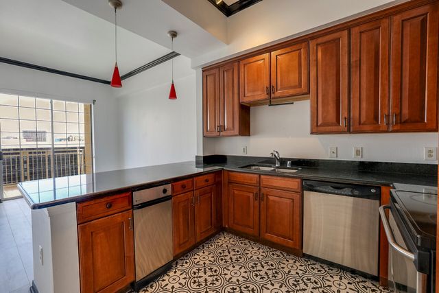3225 Turtle Creek Boulevard 1533, Dallas, TX 75219