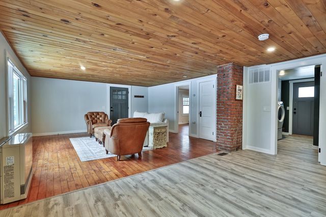 3078 North Hollow Road, Rochester, VT 05767