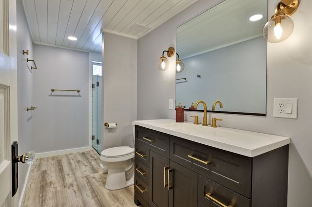 3078 North Hollow Road, Rochester, VT 05767