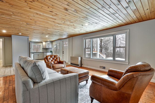 3078 North Hollow Road, Rochester, VT 05767