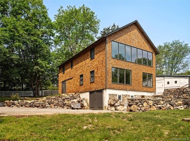 310 Mt Holly Road, Katonah, NY 10536