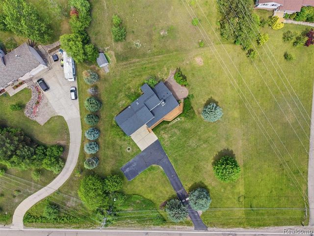 3400 Ludwig Road, Oxford, MI 48371