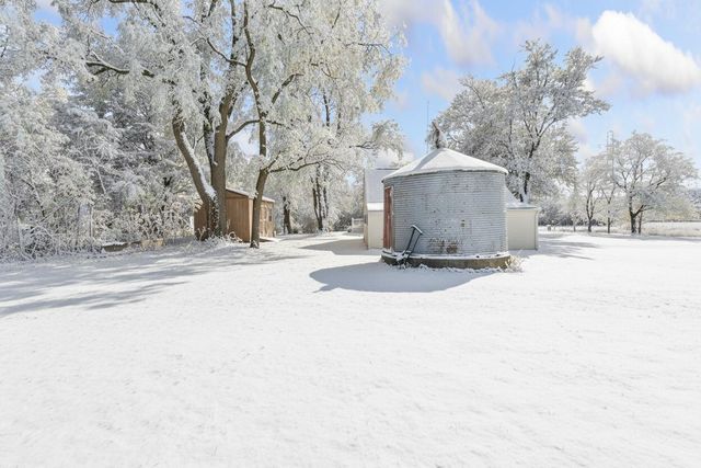 173 W 700 N, Valparaiso, IN 46385