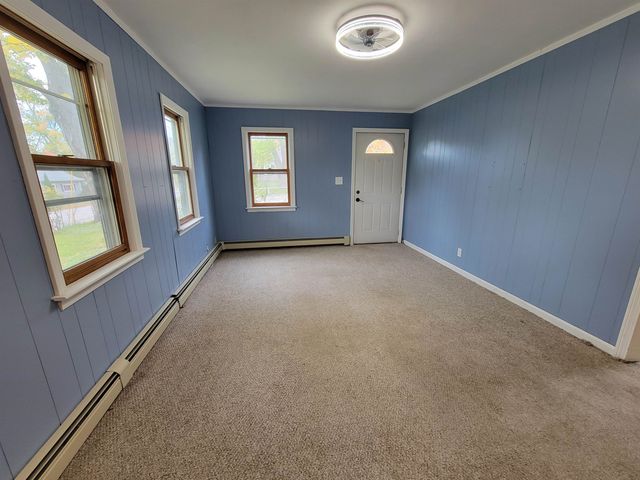 223 Melrose Street, Manchester, NH 03109