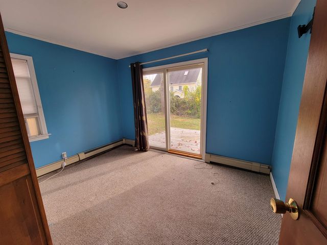 223 Melrose Street, Manchester, NH 03109