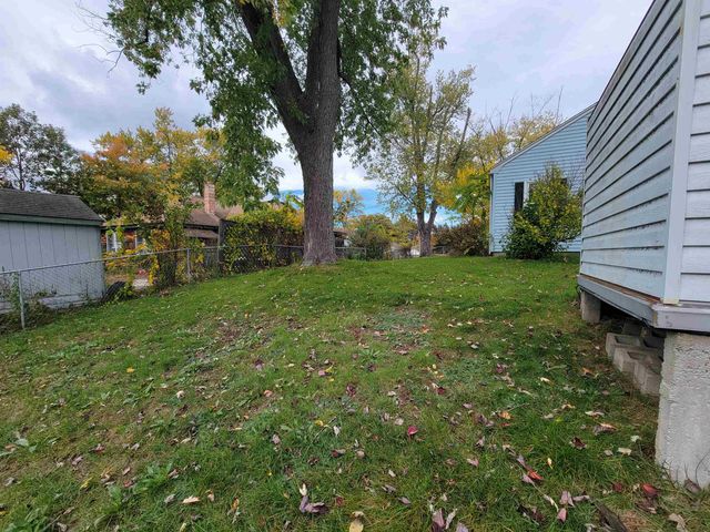 223 Melrose Street, Manchester, NH 03109