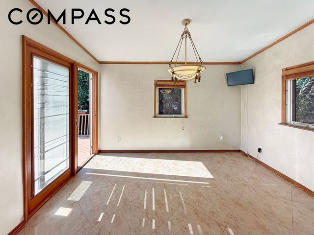 3731 Maple Avenue, New York City, NY 11224