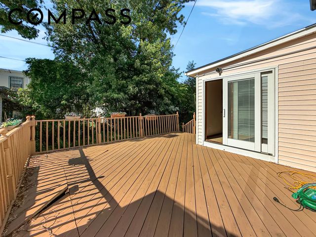 3731 Maple Avenue, New York City, NY 11224