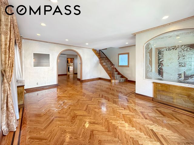 3731 Maple Avenue, New York City, NY 11224