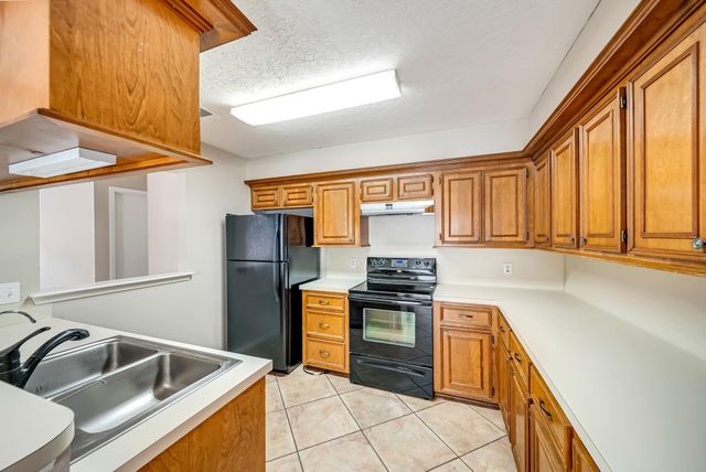 12038 Texas National Boulevard, Willis, TX 77378
