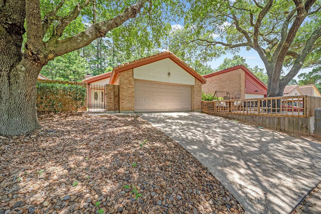 12038 Texas National Boulevard, Willis, TX 77378