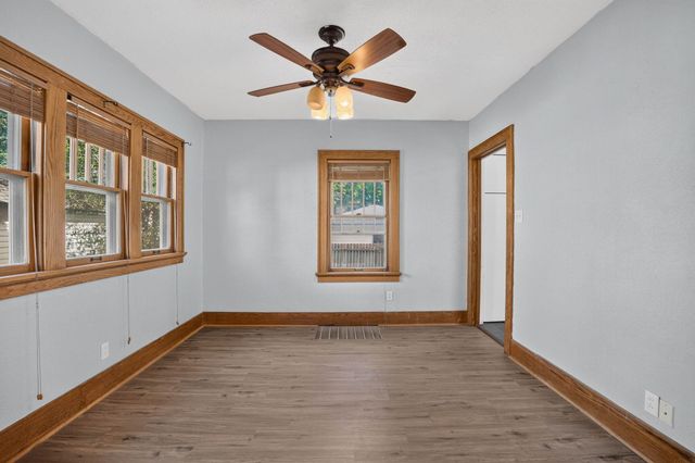 110 E 15th Street, Cedar Falls, IA 50613