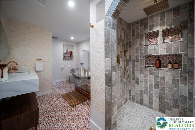 2115 Gruver Avenue, Palmer Twp, PA 18045