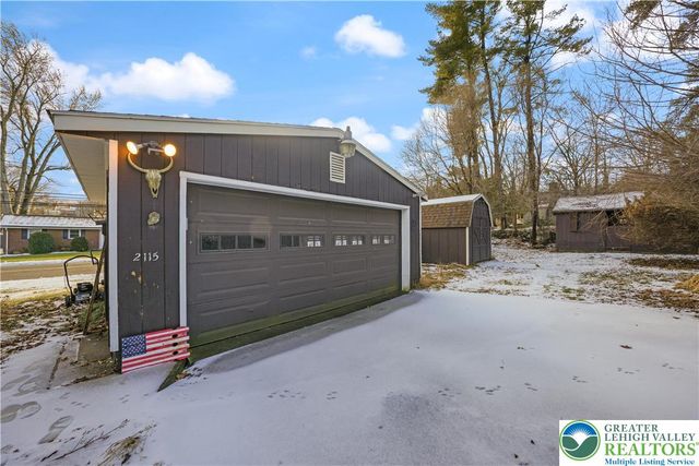 2115 Gruver Avenue, Palmer Twp, PA 18045