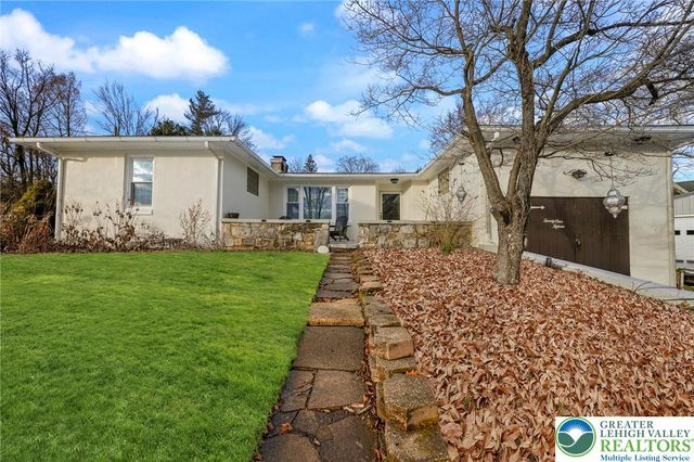 2115 Gruver Avenue, Palmer Twp, PA 18045