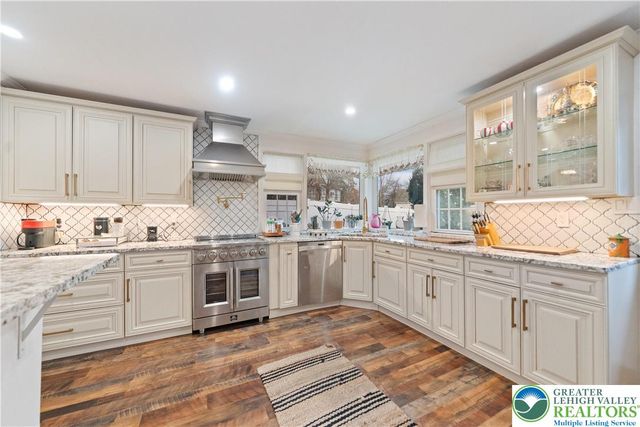 2115 Gruver Avenue, Palmer Twp, PA 18045