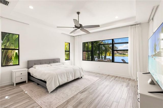 9344 Glenforest DR, Naples, FL 34120