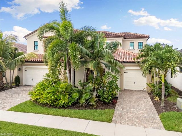 9344 Glenforest DR, Naples, FL 34120