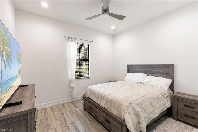 9344 Glenforest DR, Naples, FL 34120