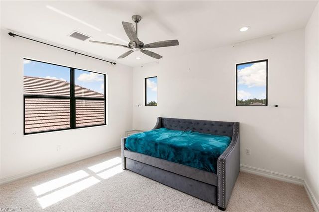 9344 Glenforest DR, Naples, FL 34120