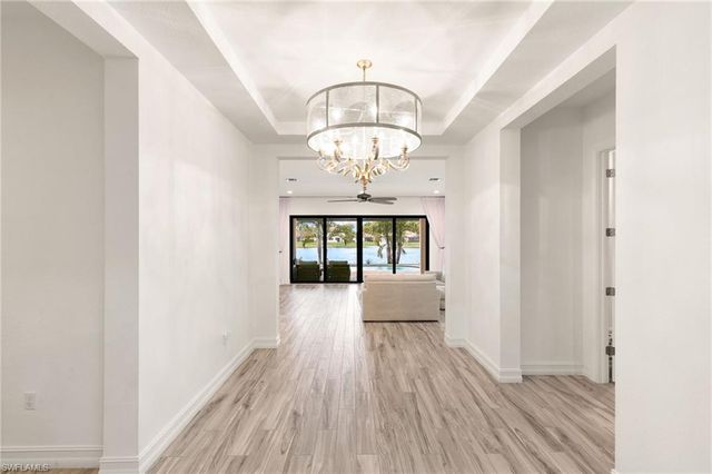 9344 Glenforest DR, Naples, FL 34120