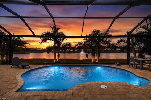 9344 Glenforest DR, Naples, FL 34120