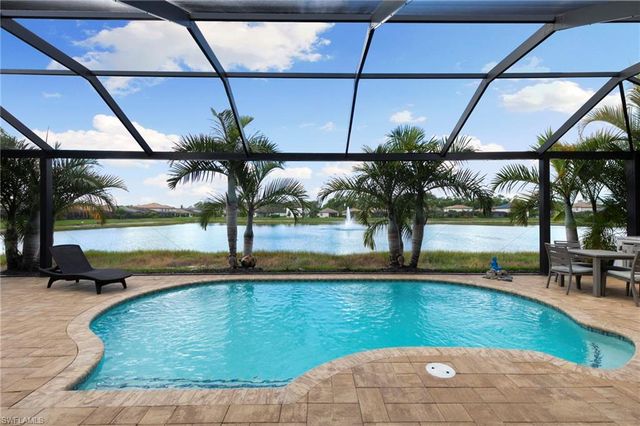 9344 Glenforest DR, Naples, FL 34120