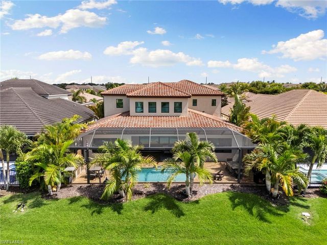 9344 Glenforest DR, Naples, FL 34120
