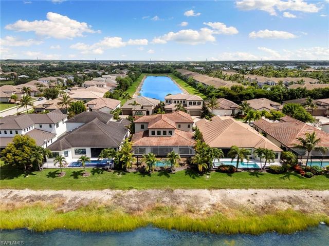 9344 Glenforest DR, Naples, FL 34120