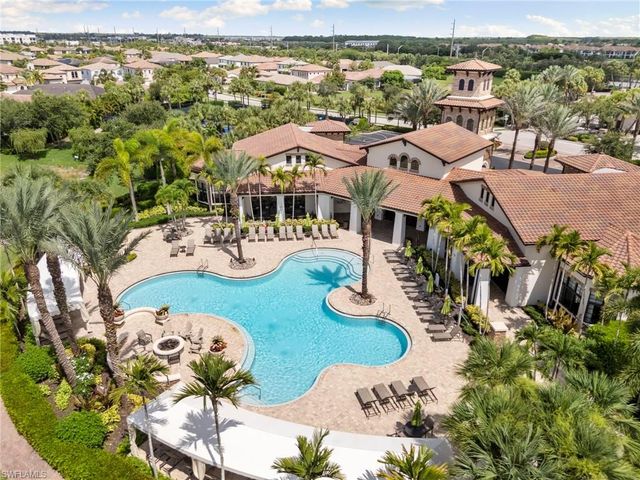 9344 Glenforest DR, Naples, FL 34120