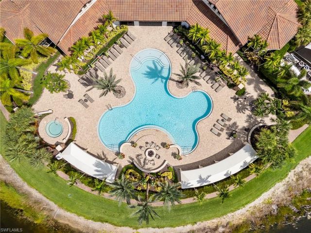 9344 Glenforest DR, Naples, FL 34120