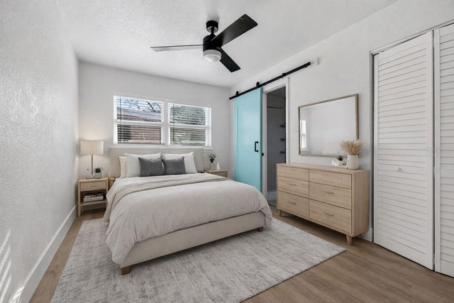 4618 W PEARL AVENUE, Tampa, FL 33611