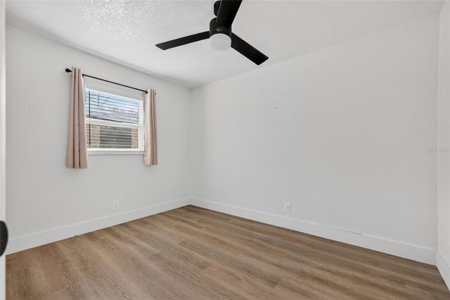 4618 W PEARL AVENUE, Tampa, FL 33611