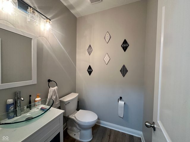 1512 Tuscany Drive, Greenwood, IN 46143