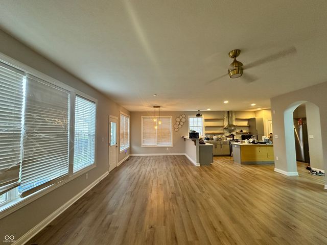 1512 Tuscany Drive, Greenwood, IN 46143