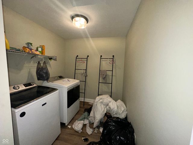 1512 Tuscany Drive, Greenwood, IN 46143