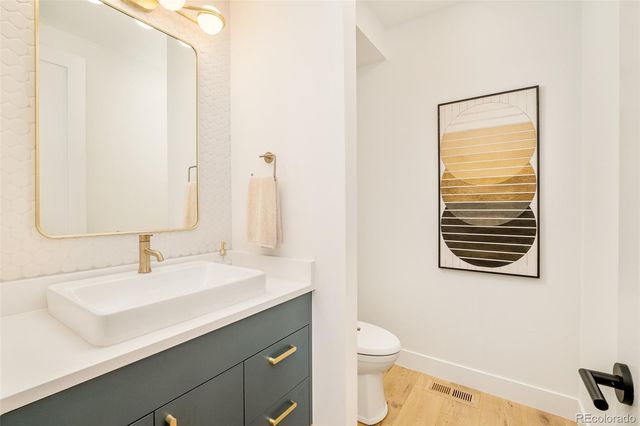 2485 Oak Street, Denver, CO 80212