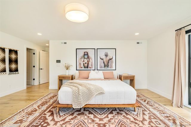 2485 Oak Street, Denver, CO 80212