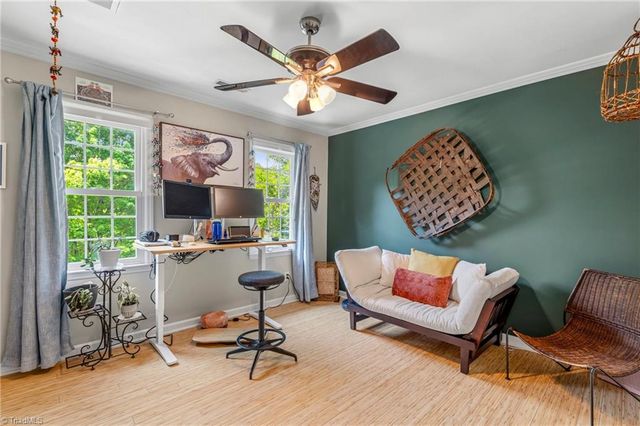 4009 Clarendon Avenue, Winston-salem, NC 27106