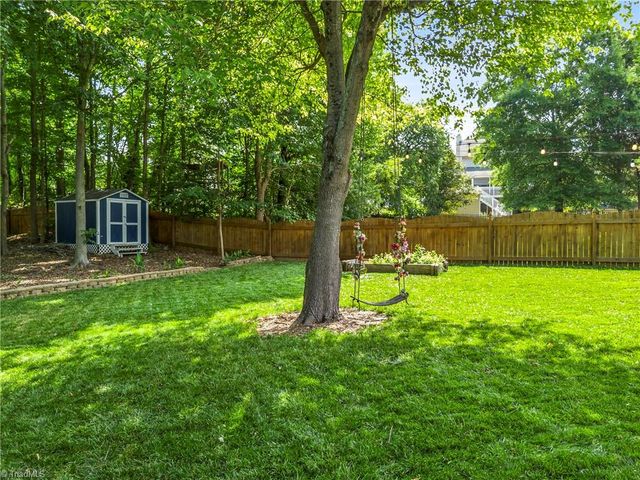 4009 Clarendon Avenue, Winston-salem, NC 27106