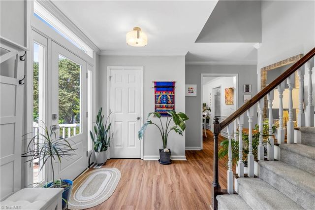 4009 Clarendon Avenue, Winston-salem, NC 27106