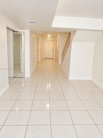 712 NE 26th Avenue, Hallandale Beach, FL 33009