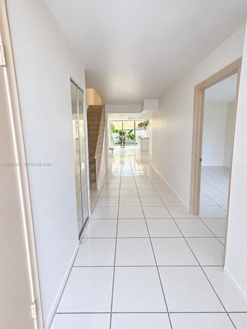 712 NE 26th Avenue, Hallandale Beach, FL 33009